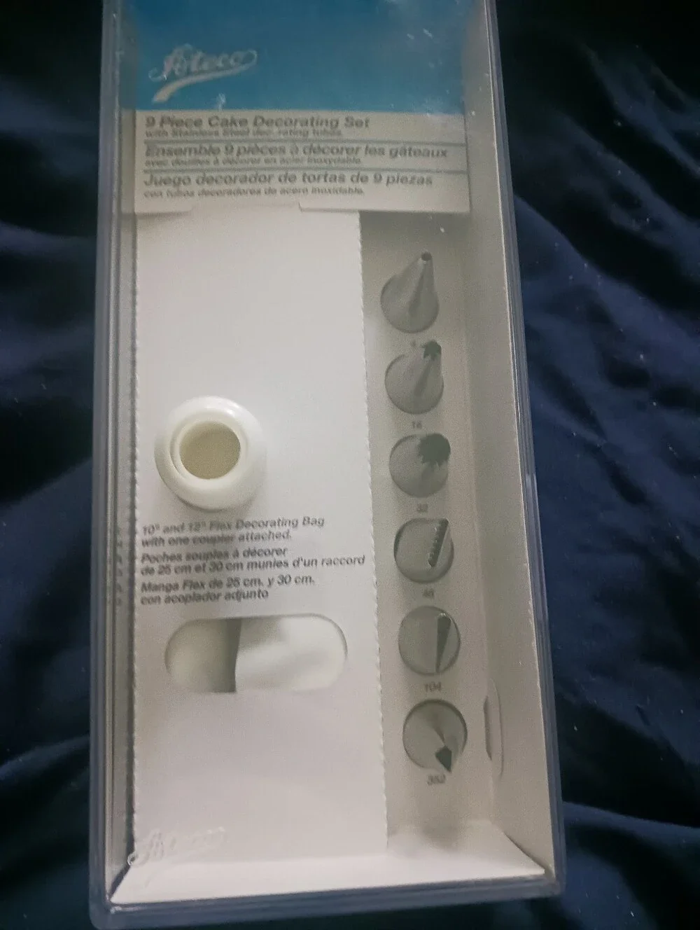 Williams Sonoma White Cake Decorating Tip Set